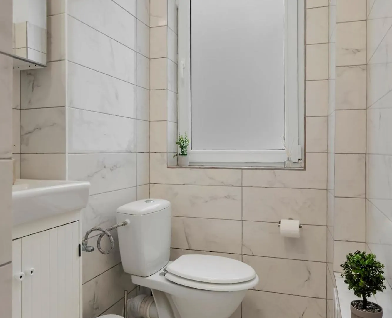 Scandinav 2Bdr Piata Romana Boekarest Roemenië