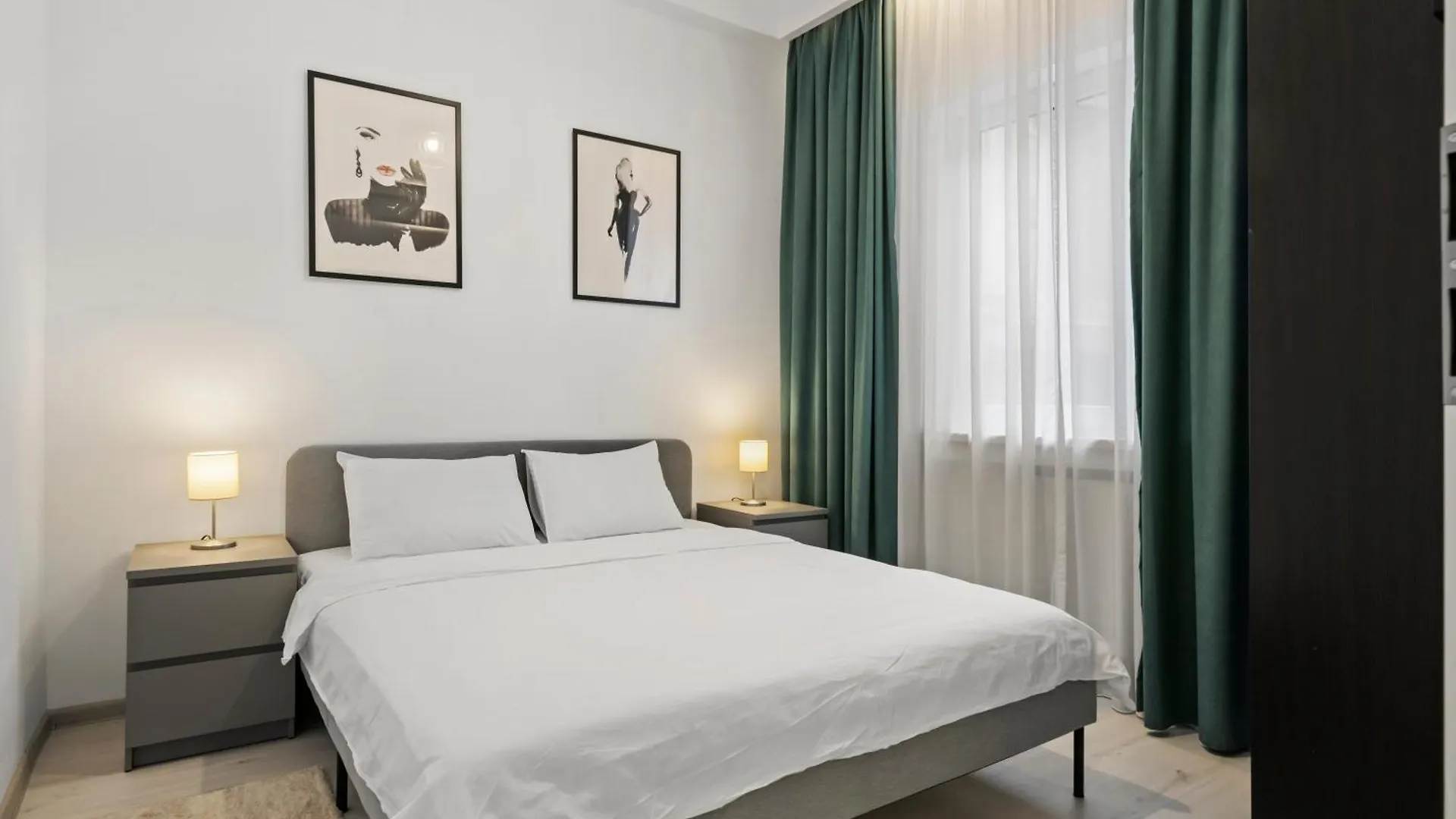 Scandinav 2Bdr Piata Romana Boekarest Appartement