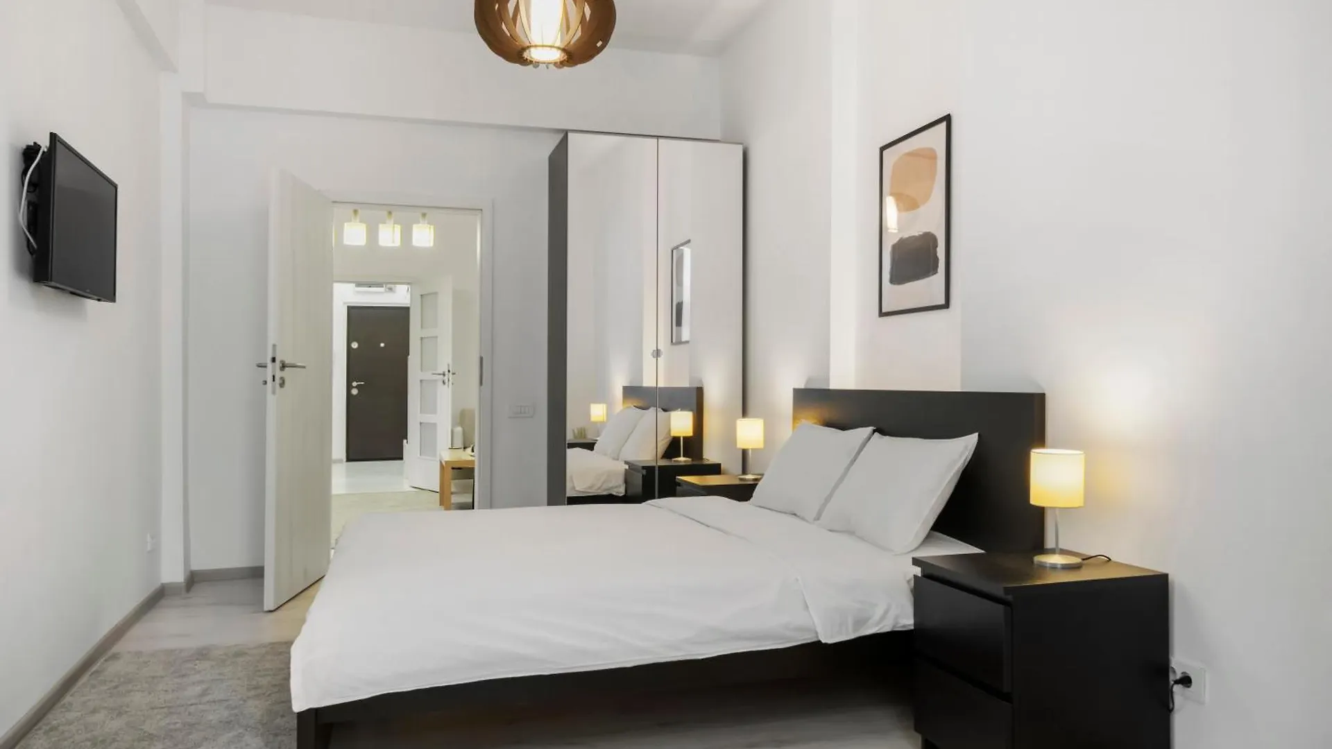 Scandinav 2Bdr Piata Romana Bucharest Romania