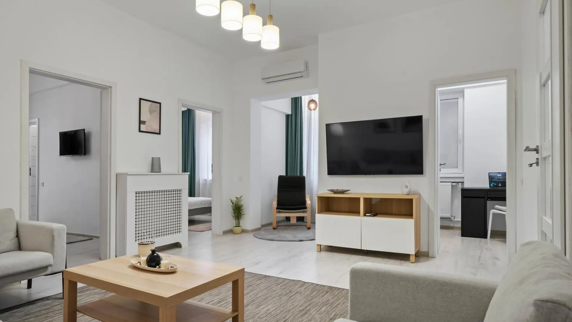 Scandinav 2Bdr Piata Romana Bucharest Romania