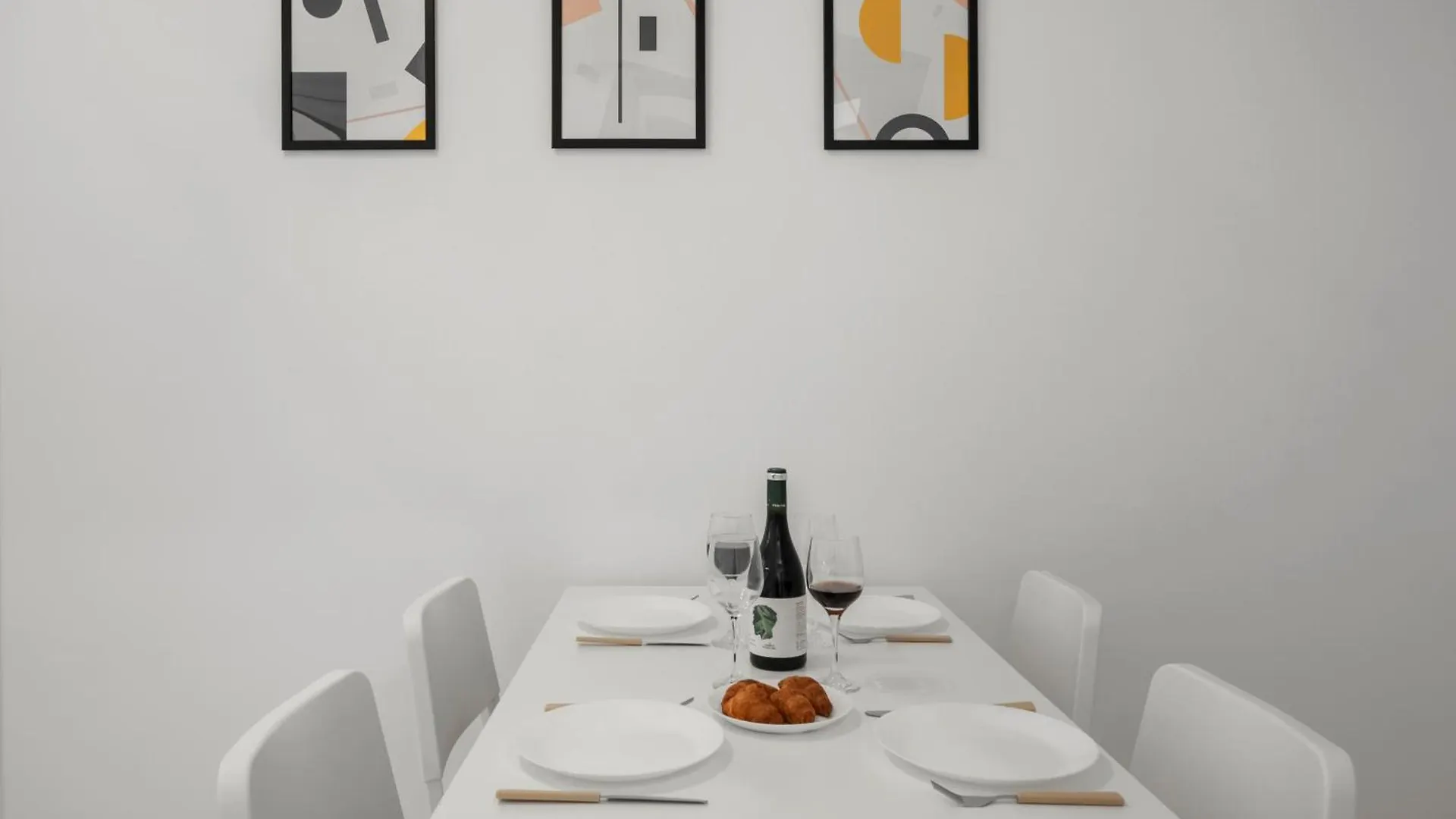 Scandinav 2Bdr Piata Romana Bucharest 0*,  Romania