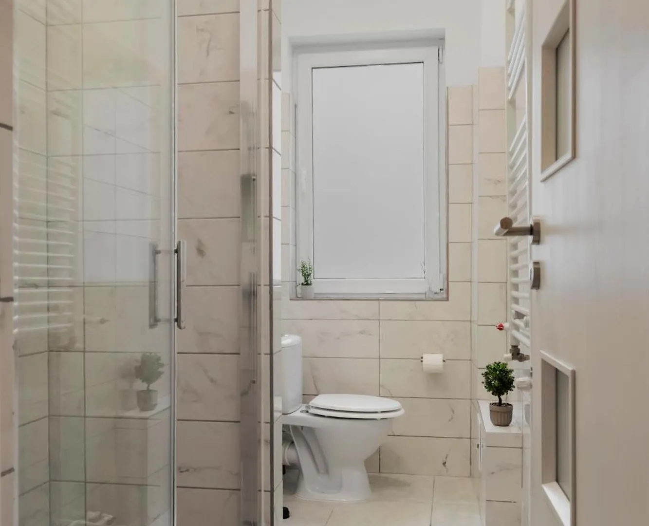 Scandinav 2Bdr Piata Romana Bucharest 0*,  Romania